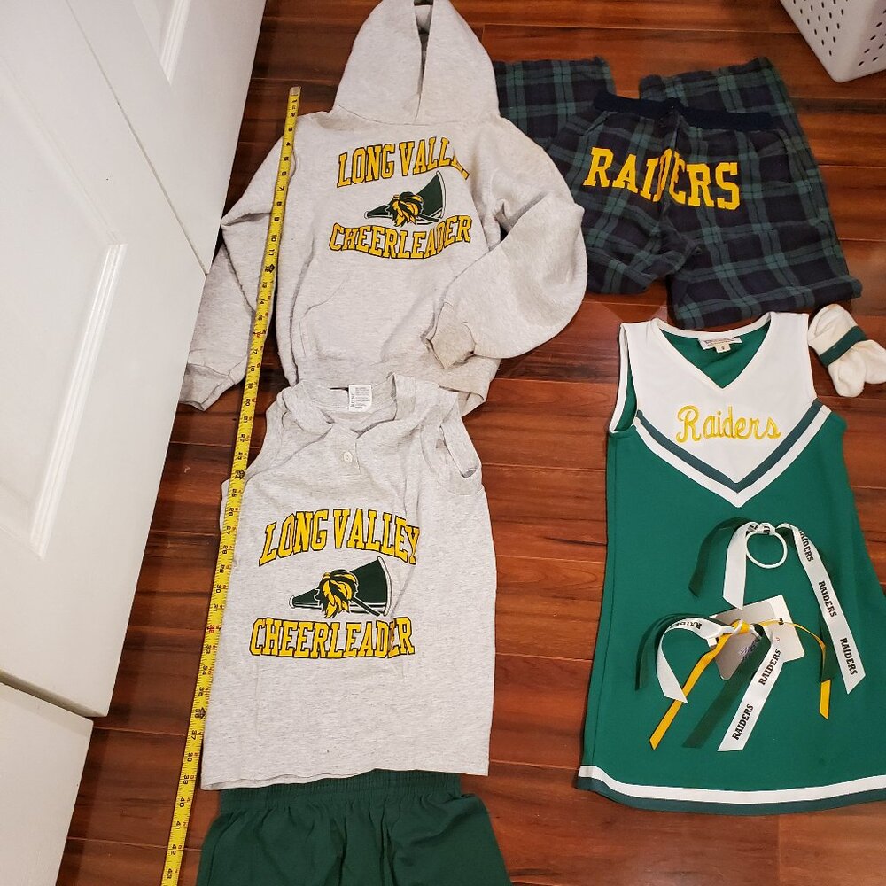 Entire Cheerleader Ensemble - Raiders - Great HALLOWEEN Costume